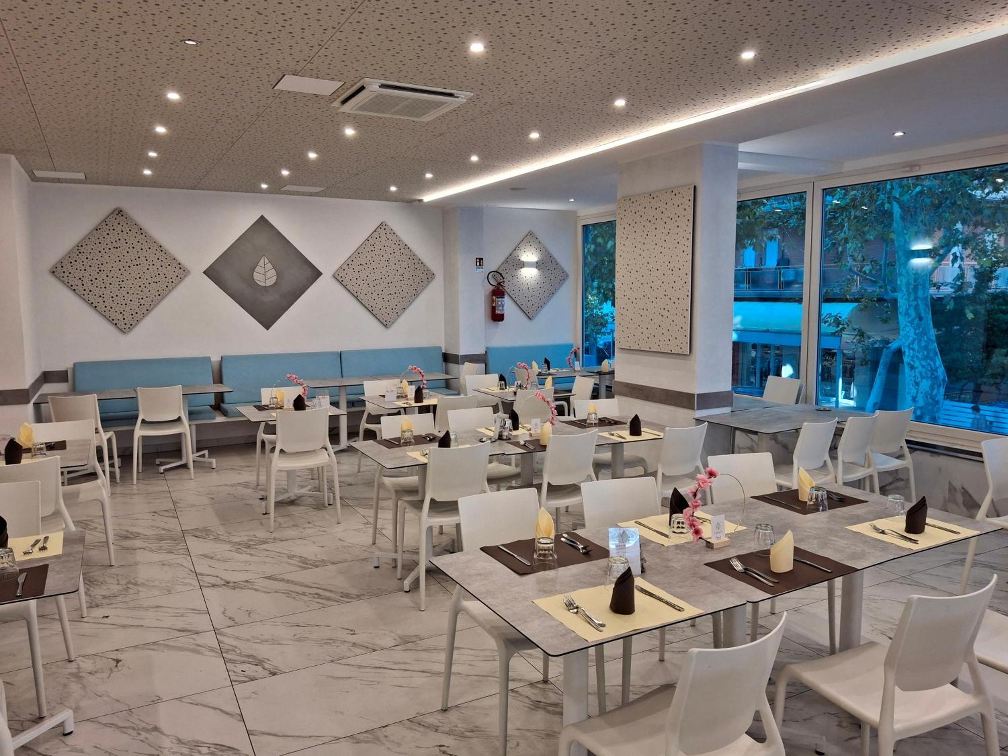 Hotel Caravel Park Rimini Exterior photo